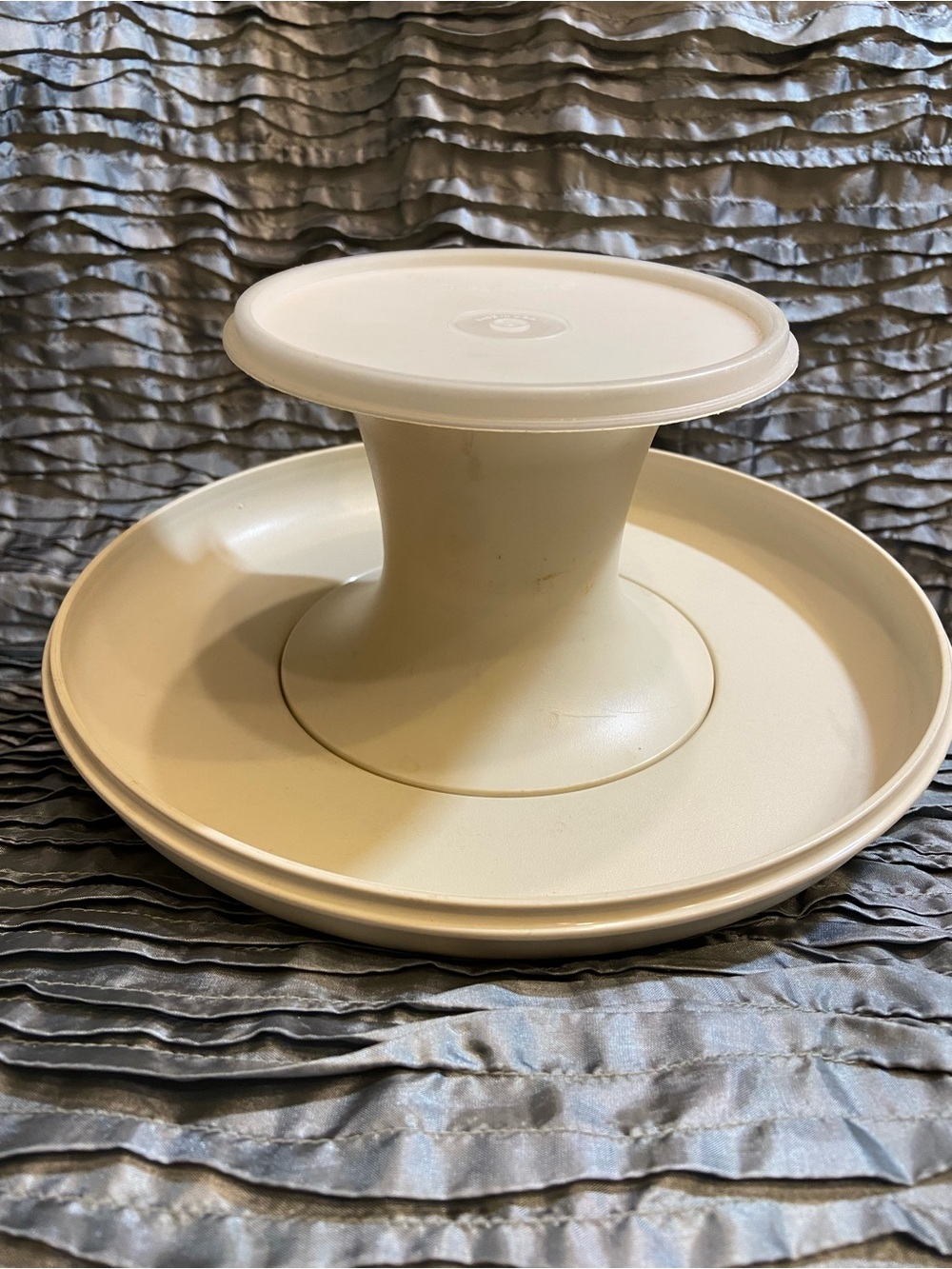 Vintage Tupperware Serve-It-All: Almond Cake Stand, Chips n' Dip 1532-3